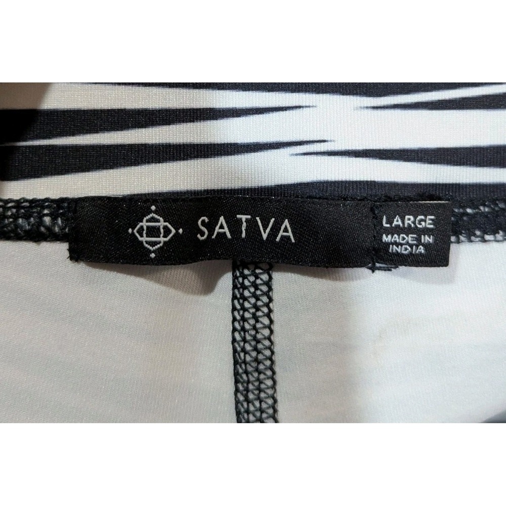 Satva Black & White Zebra Print Workout Compression Leggings Geometric Size L - Picture 8 of 10